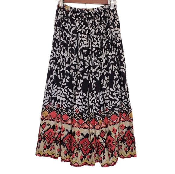 Jane Ashley Dresses & Skirts - 5 for$25 boho print skirt